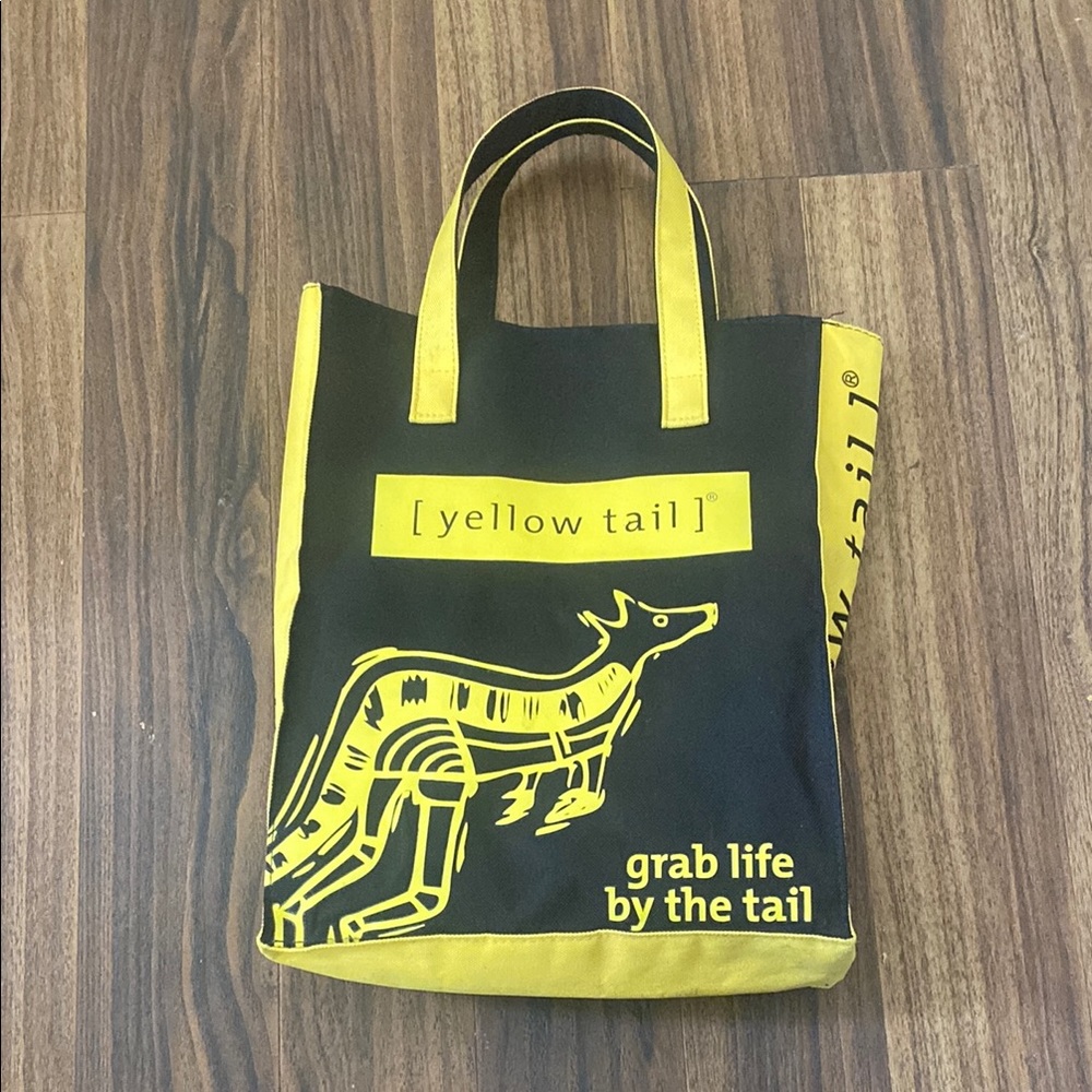 Yellow Tail Wine Carry Bag